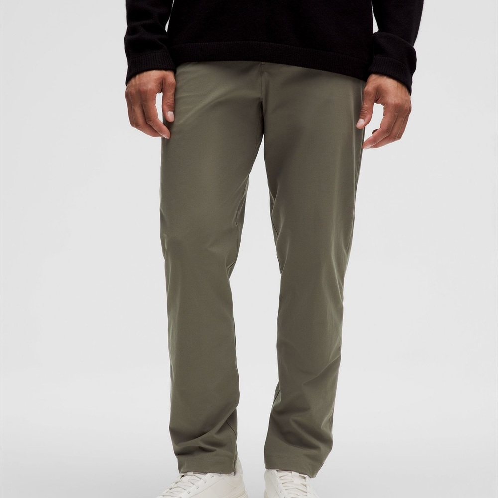 NWT ABC Relaxed-Fit Trouser 30"L *Warpstreme	
Army Green